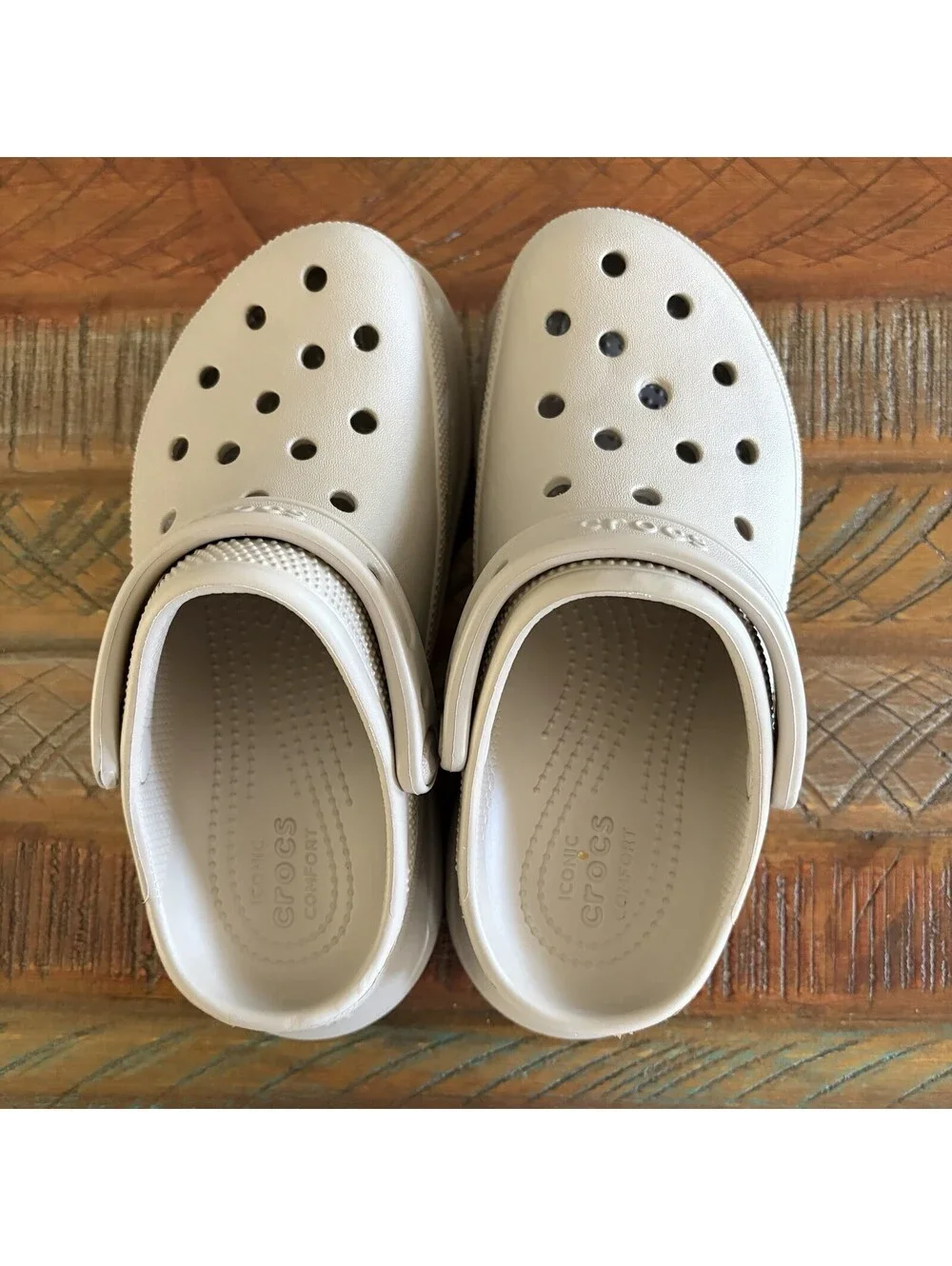 Crocs Women’s 6 Bae Clog Slip On Platform Shoes Taupe Comfort Chunky Casual